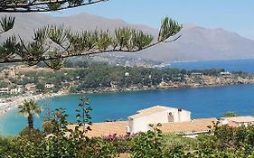 Scopello Appartamento In Villa A Due Passi Dal Mare... Posto Macchina Privato.